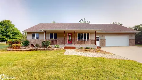 706 3rd Ave SE, Rockford, IA 50468