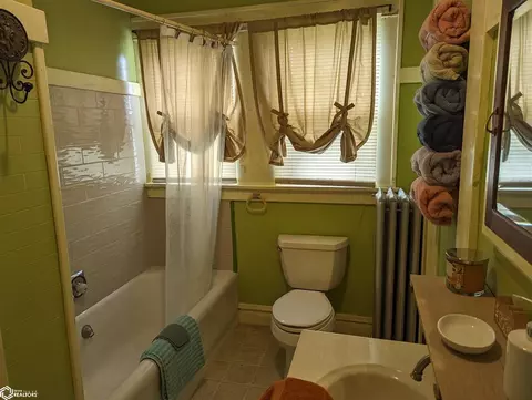 304 College, Bode, IA 50519 photo 25