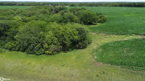 10 A Spruce Ave, Bonaparte, IA 52620