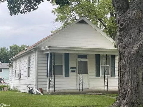 722 Louisa St, Burlington, IA 52601