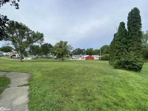 101 Church St, Audubon, IA 50025