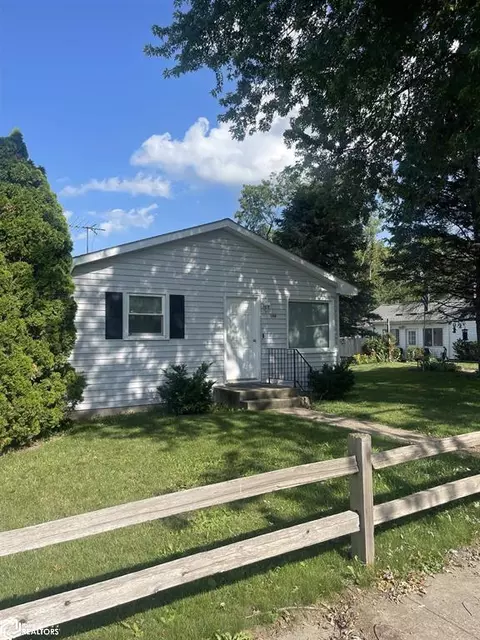 160 Barnett St, Nauvoo, IL 62354