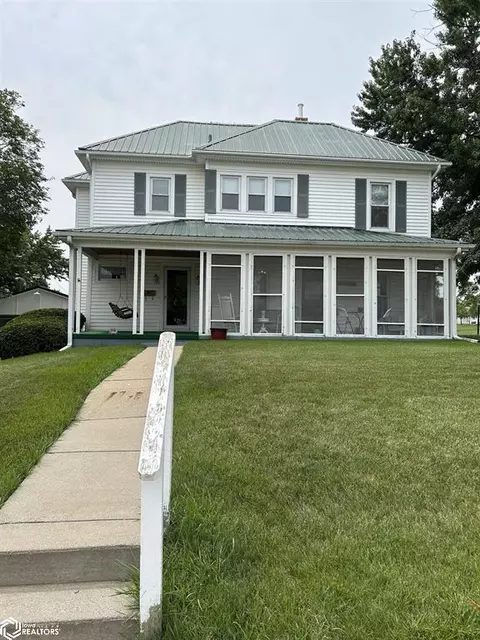 1118 Ashland Ave, Chariton, IA 50049