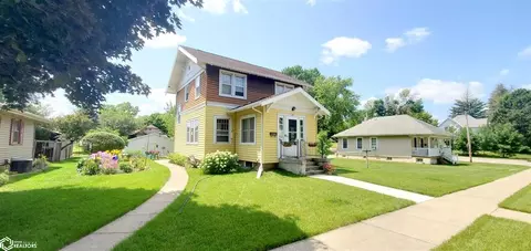 436 W K St, Forest City, IA 50436