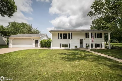 409 Danville St, Hanlontown, IA 50444