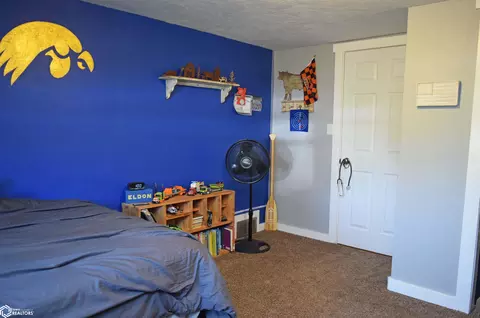 598 High St, Eldon, IA 52554 photo 16