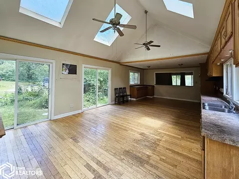 6628 20th St, Eldon, IA 52554 photo 14