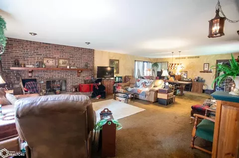 210 State St, Liscomb, IA 50148 photo 4