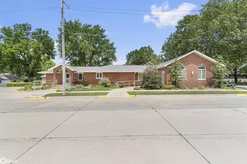412 Avenue C, West Point, IA 52656