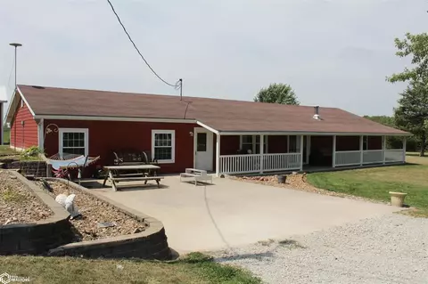 13942 Yam Blvd, Selma, IA 52588