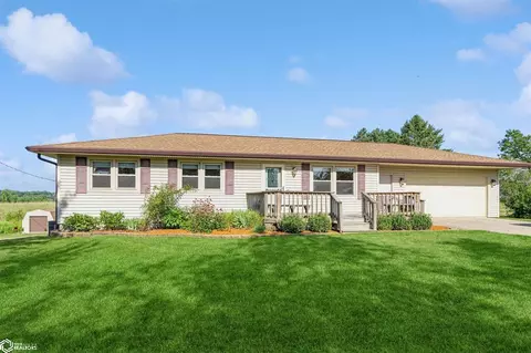 1945 Vine Ave, Marshalltown, IA 50158