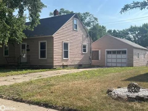 404 School St, Iowa Falls, IA 50126
