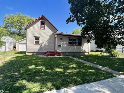 1010 Main St, Iowa Falls, IA 50126