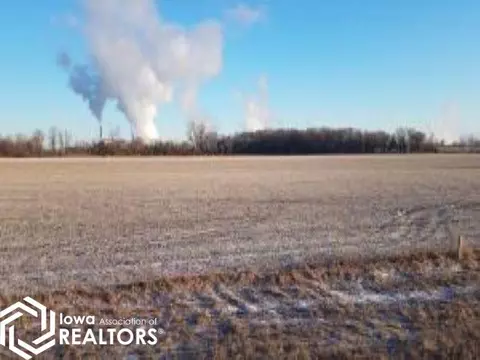 17850 Bunge Ave, Pacific Junction, IA 51503