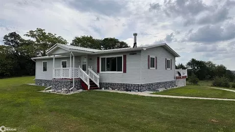 6092 Virginia St, New Virginia, IA 50210