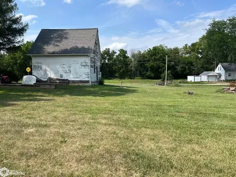 604 E 2nd St, Iowa Falls, IA 50126