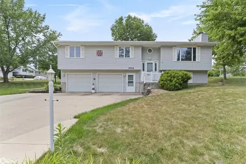 1014 E Oakbrook Ln, Mount Pleasant, IA 52641