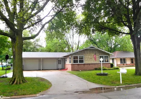 703 Rushview Dr, Jefferson, IA 50129