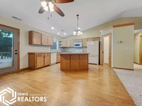 3 Armory Ln, Hampton, IA 50441 photo 5