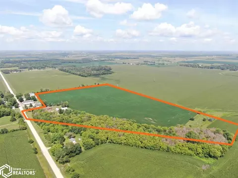 12273 Spruce Ave, Mason City, IA 50401