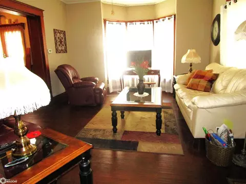 1605 12th St, Eldora, IA 50627 photo 5