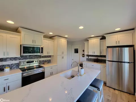 208 E 3rd St, Halbur, IA 51444 photo 12