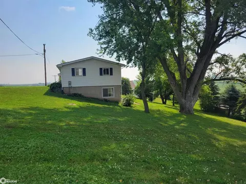 208 E 3rd St, Halbur, IA 51444 photo 3