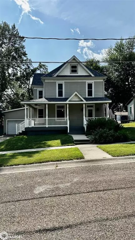 1105 N 2nd St, Oskaloosa, IA 52577