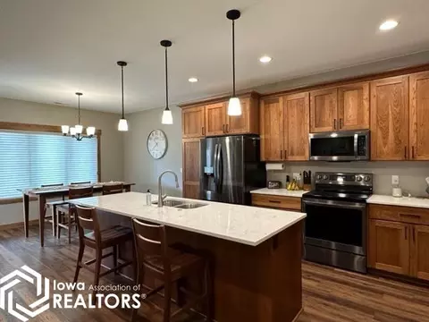 1508 Creekside Dr, Humboldt, IA 50548 photo 3
