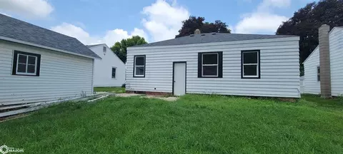 612 E Chubb St, Algona, IA 50511 photo 3