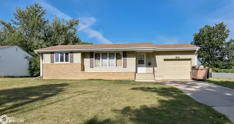 1607 S 2nd St, Marshalltown, IA 50158