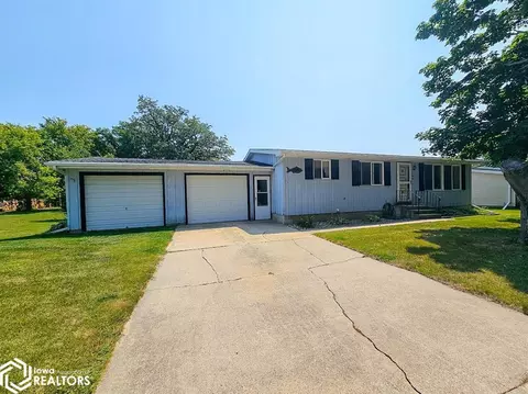107 Sunrise Ct, Lake Mills, IA 50450