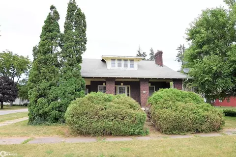 801 NE 4th St, Eagle Grove, IA 50533