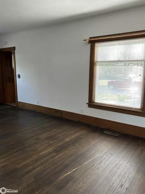 12 7th St NE, Hampton, IA 50441 photo 9