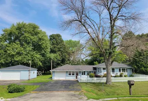 16268 245th St, Mason City, IA 50401