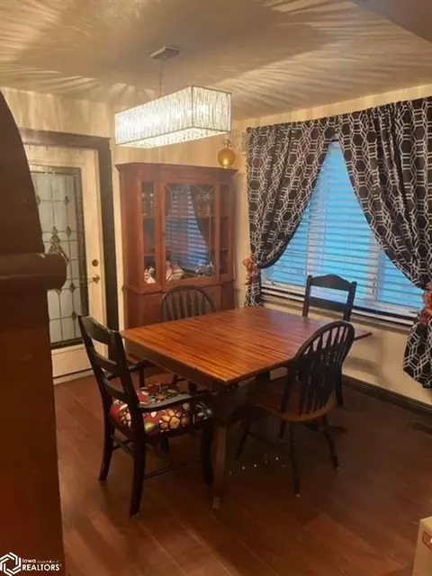301 S Maple, Cincinnati, IA 52549 photo 13