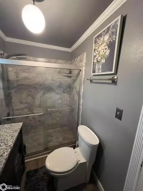 301 S Maple, Cincinnati, IA 52549 photo 7