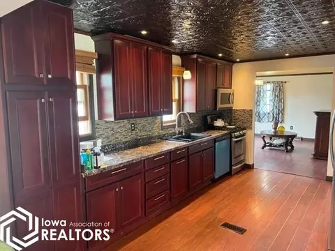301 S Maple, Cincinnati, IA 52549 photo 10
