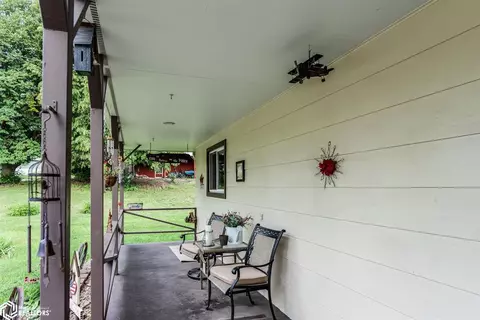 203 E Wilson St, Avoca, IA 51521 photo 5