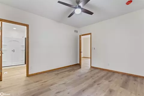 513 6th St, Nevada, IA 50201 photo 18