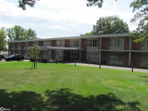 1335 N Elm #214, Ottumwa, IA 52501