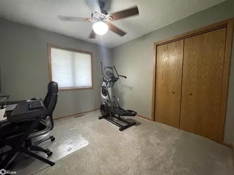 320 W Lyons, Garner, IA 50438 photo 11