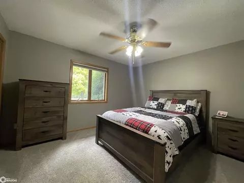 320 W Lyons, Garner, IA 50438 photo 10