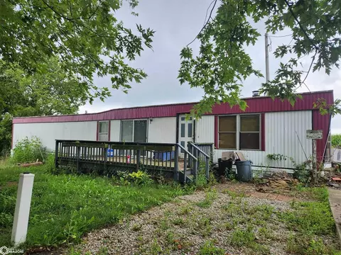 310 Rock Creek West St, Kellogg, IA 50135