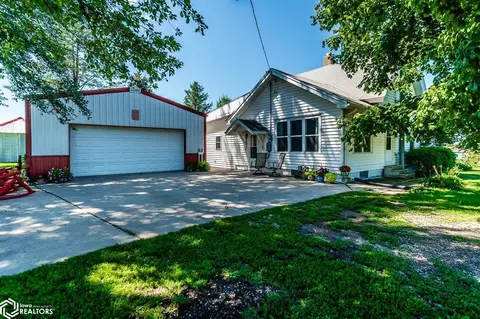 3080 Aa Ave, Marshalltown, IA 50158