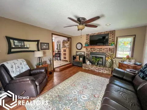 215 9th Pl NW, Hampton, IA 50441 photo 12