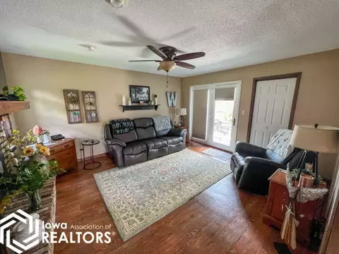 215 9th Pl NW, Hampton, IA 50441 photo 10