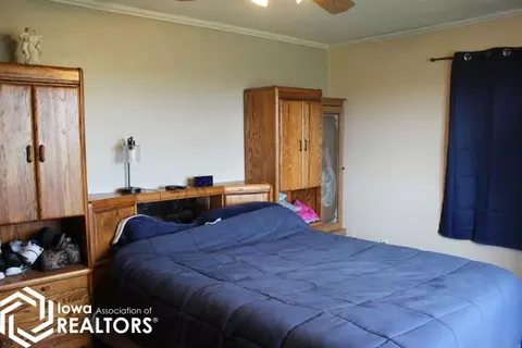 1530 Vine Ave, Hampton, IA 50441 photo 20