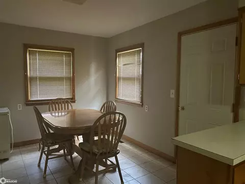 9 6th St NW, Hampton, IA 50441 photo 10