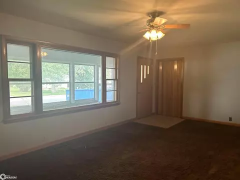9 6th St NW, Hampton, IA 50441 photo 6